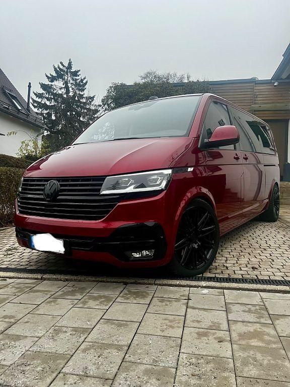 Rot Gebraucht 2020 VW Multivan Van | 64.999 € - Bild 1/4