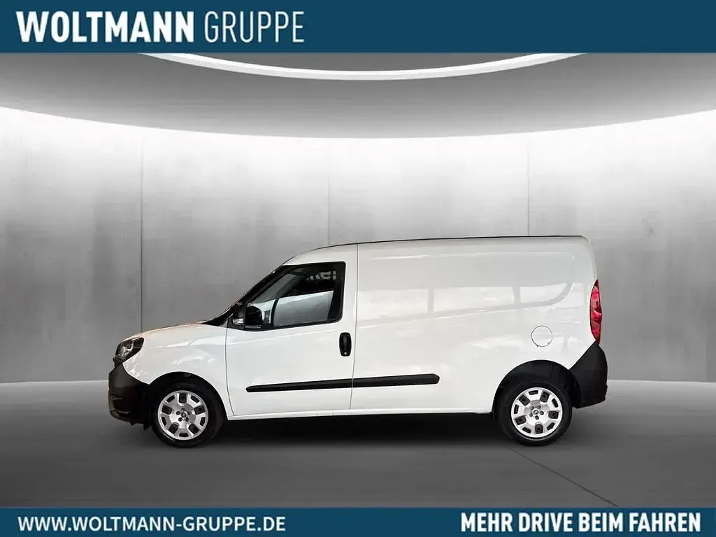 Gebraucht Fiat Doblò 105 PS (77 kW) 2020 Weiß Van / Kleinbus