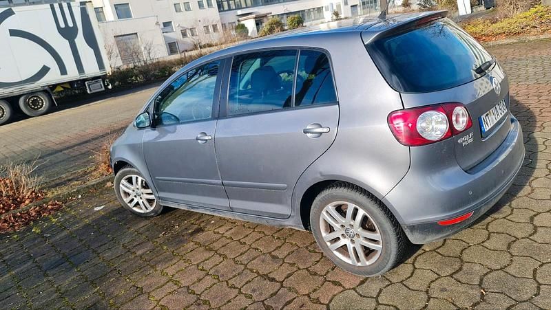 Gebraucht VW Golf V 102 PS (75 kW) 2007 Grau Limousine