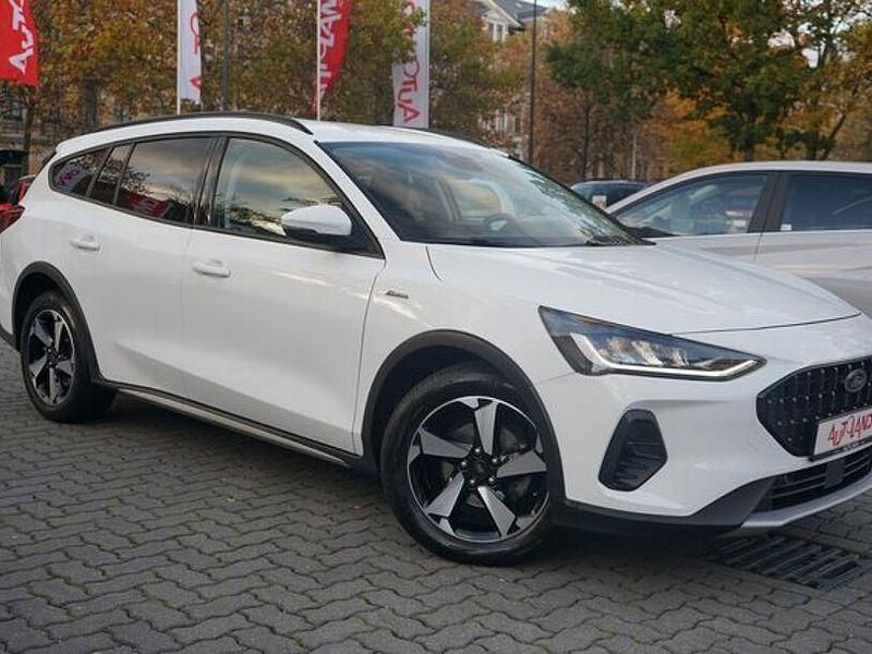 Gebraucht Ford Focus Active 125 PS (91 kW) 2023 Andere Kombi