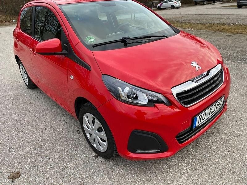 Gebraucht Peugeot 108 Active 69 PS (50 kW) 2015 Rot Kleinwagen