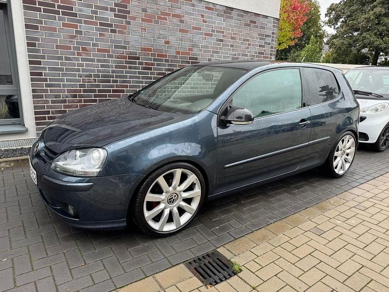 Blau Gebraucht 2005 VW Golf IV Limousine | 2.850 € (Fairer Preis) - Bild 1/4