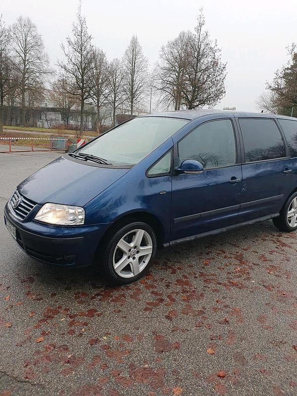 Blau Gebraucht 2005 VW Sharan Van / Kleinbus | 2.990 € (Guter Preis) - Bild 1/4