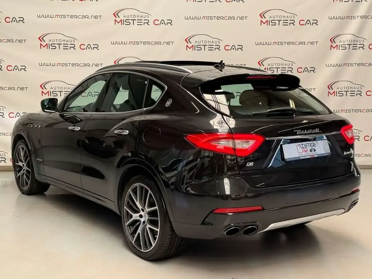 Gebraucht Maserati Levante 349 PS (256 kW) 2018 Schwarz SUV