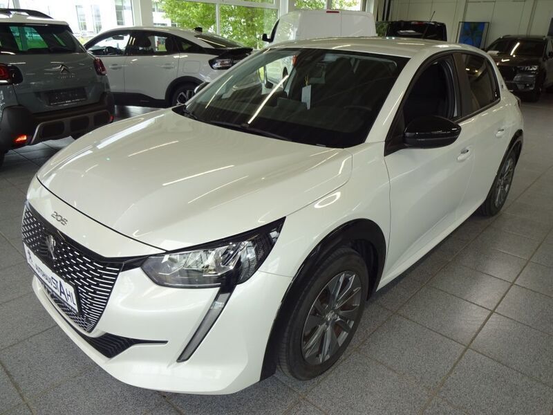 Weiß Gebraucht 2022 Peugeot e-208 Active Kleinwagen | 16.350 € (Fairer Preis) - Bild 1/4
