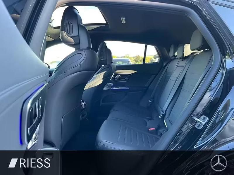 Gebraucht Mercedes GLC300 AMG 258 PS (189 kW) 2025 Metalliclack obsidianschwarz Coupé