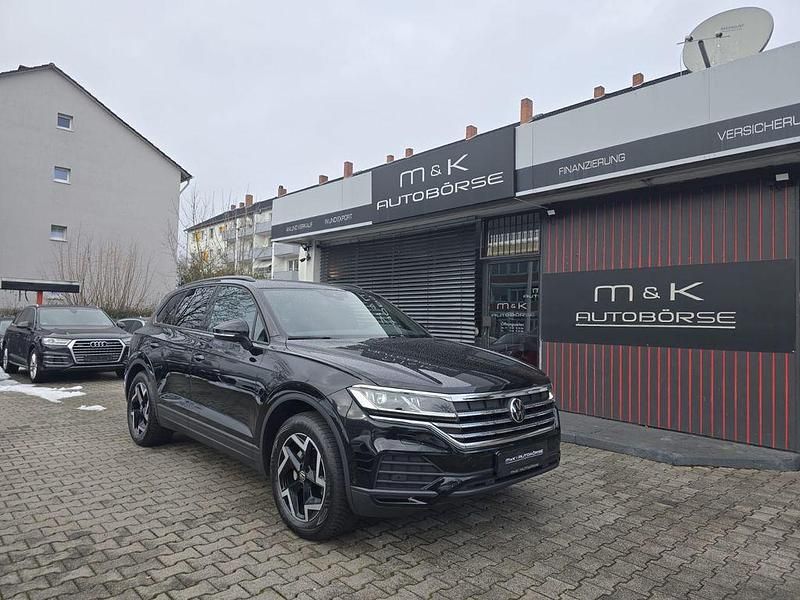 Gebraucht VW Touareg 231 PS (169 kW) 2024 Schwarz SUV