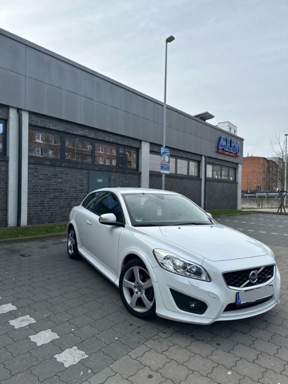 Weiß Gebraucht 2011 Volvo C30 Kleinwagen | 5.300 € (Guter Preis) - Bild 1/4