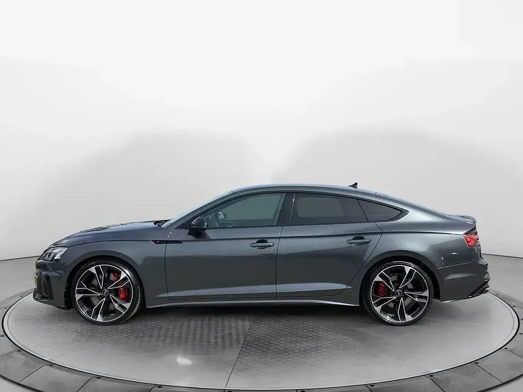 Gebraucht Audi S5 Sportback Ambiente 342 PS (251 kW) 2024 Grau Kleinwagen