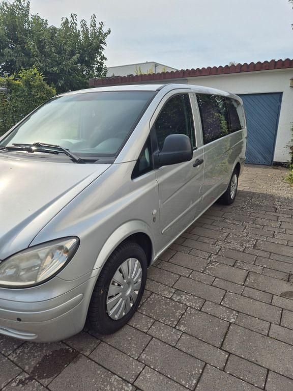 Gebraucht Mercedes Vito 109 PS (80 kW) 2005 Silber Van