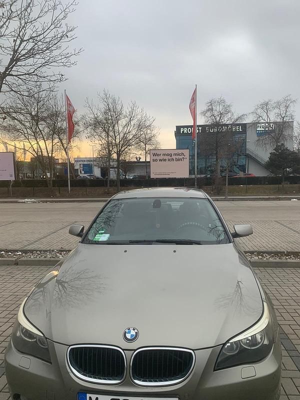 Gebraucht BMW 523 2005 Beige Limousine