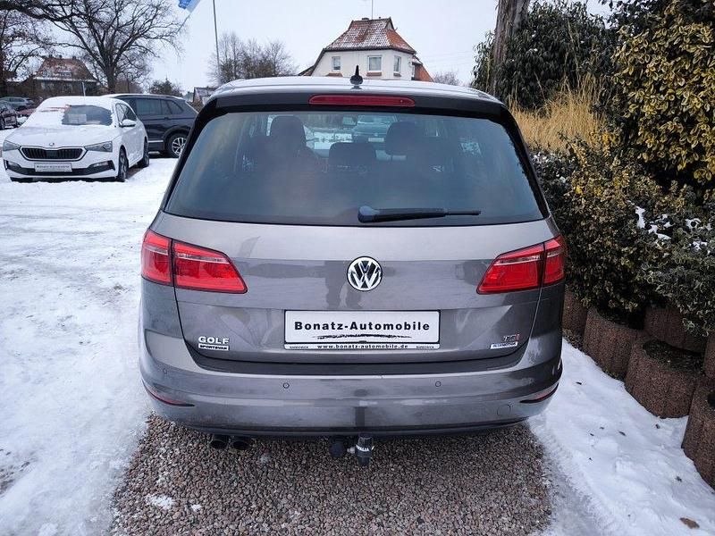 Gebraucht VW Golf Sportsvan LOUNGE 125 PS (91 kW) 2015 Beige Van / Kleinbus