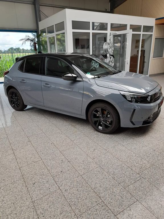 Grau Gebraucht 2023 Opel Corsa Limousine | 19.990 € (Etwas zu teuer) - Bild 1/4