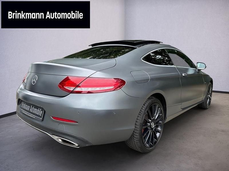 Grau Gebraucht 2015 Mercedes C300 AMG Coupé | 23.800 € (Fairer Preis) - Bild 1/4
