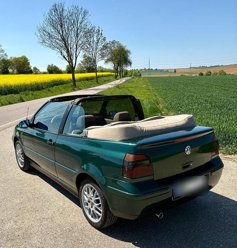 Grün Gebraucht 1999 VW Golf Cabriolet Cabrio | 5.990 € - Bild 1/4