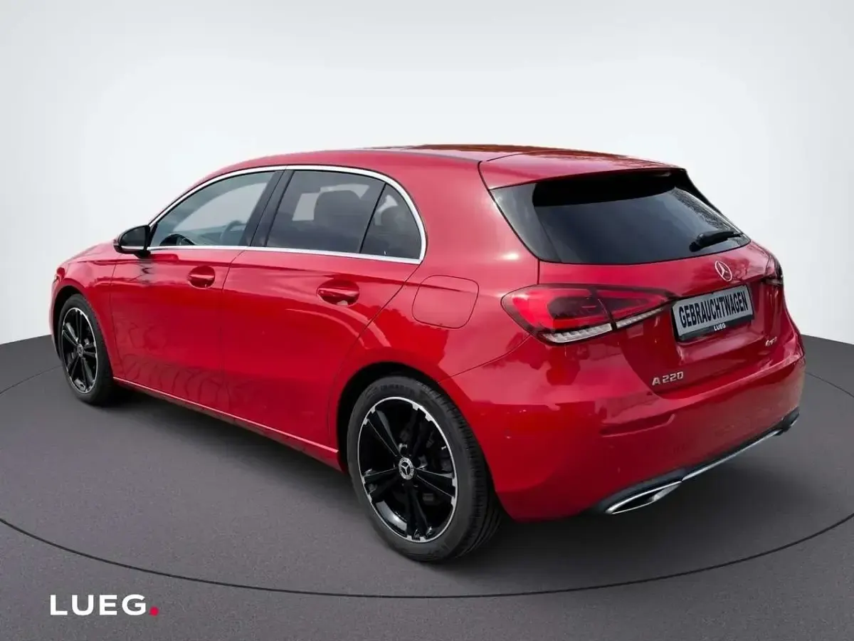 Gebraucht Mercedes A220 Progressive 190 PS (139 kW) 2019 Rot Limousine