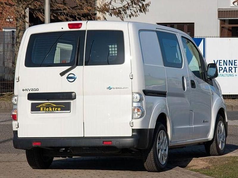 Gebraucht Nissan e-NV200 Premium Edition 80 kW (109 PS) 2019 Weiß Van / Kleinbus