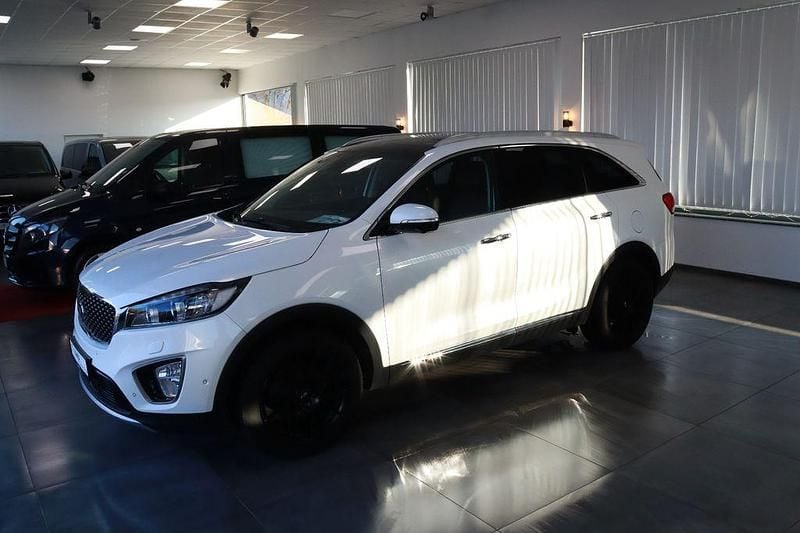 Weiß Gebraucht 2017 Kia Sorento Platinum Edition SUV | 15.950 € (Guter Preis) - Bild 1/4