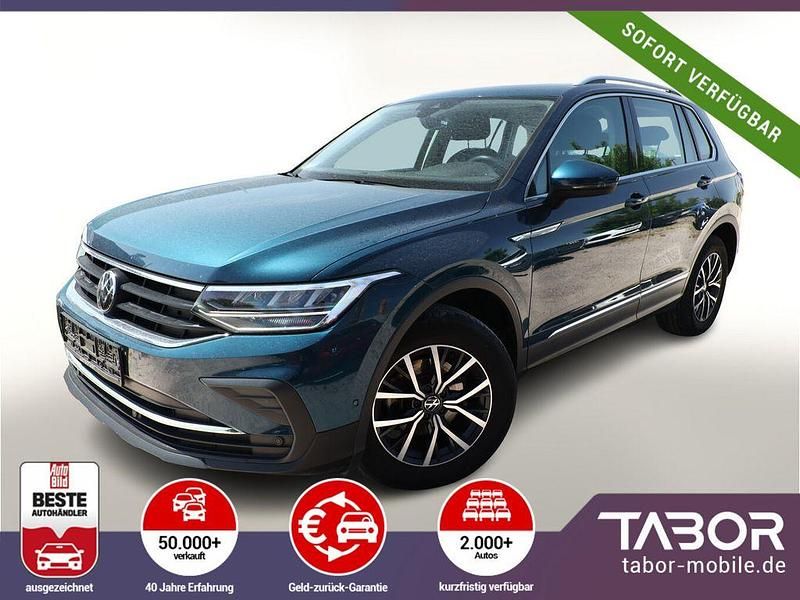 Nightshade blue metallic Gebraucht 2022 VW Tiguan Life SUV | 23.388 € (Fairer Preis) - Bild 1/4