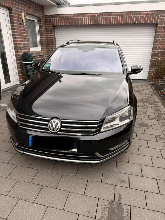Gebraucht VW Passat Highline 140 PS (102 kW) 2010 Schwarz Kombi