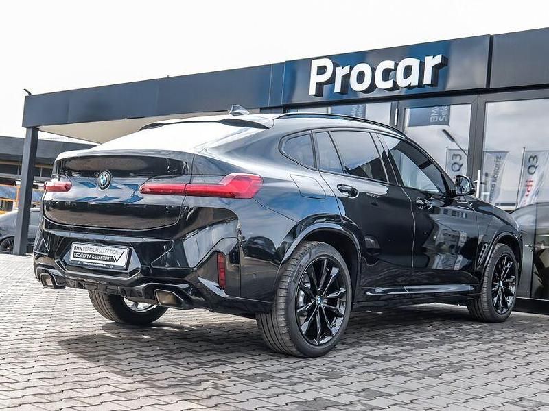 Gebraucht BMW X4 Performance 190 PS (139 kW) 2024 Saphirschwarz SUV