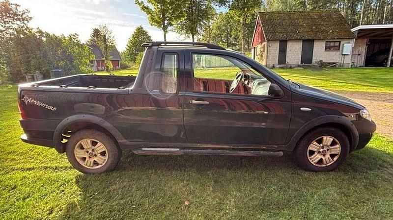 Blau Gebraucht 2008 Fiat Strada Abholung | 6.850 € (Teuer) - Bild 1/4