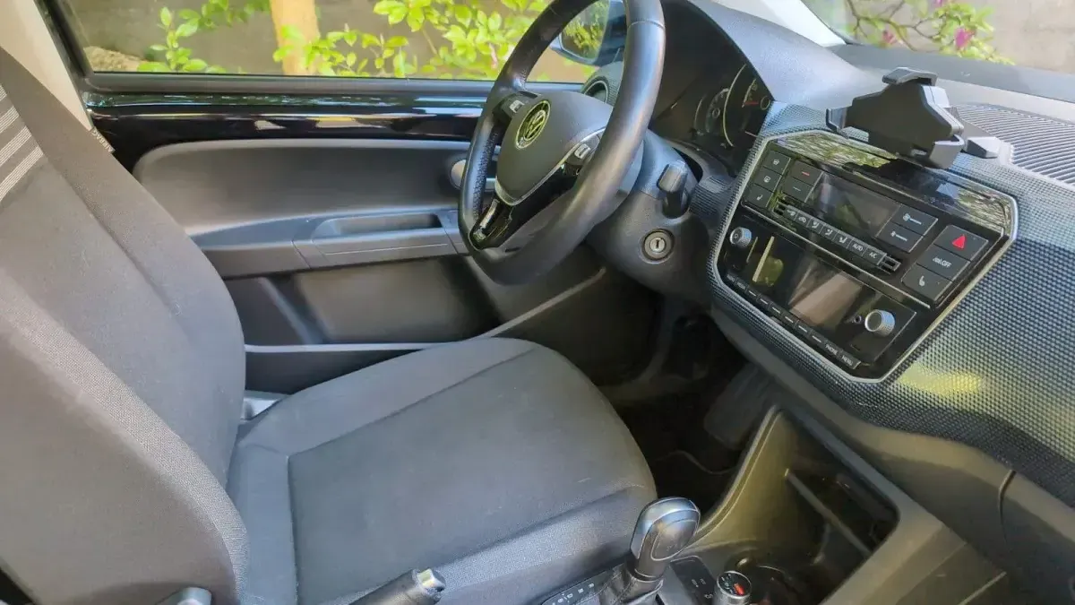 Gebraucht VW e-up! Move 61 kW (83 PS) 2020 Schwarz Kleinwagen