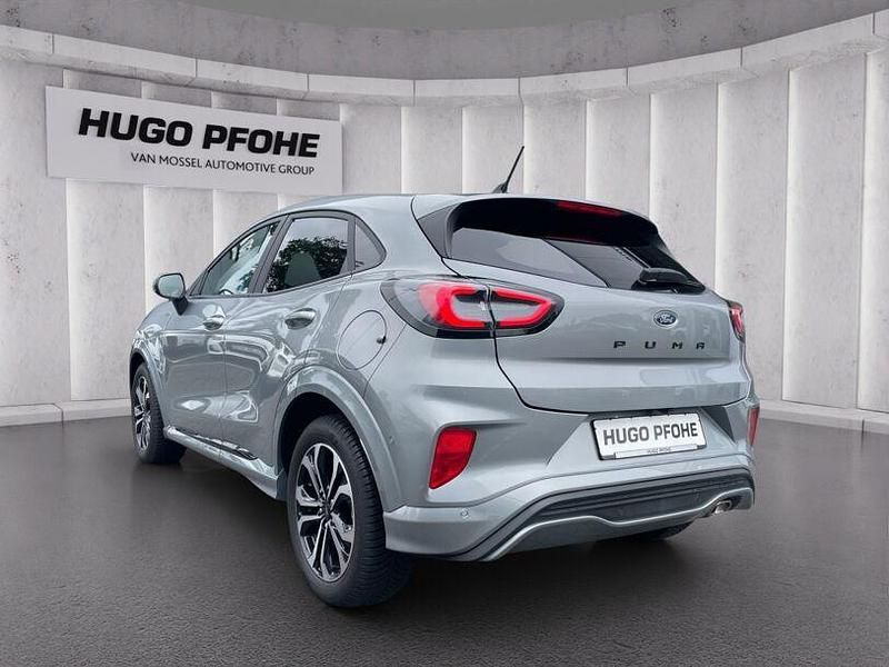 Gebraucht Ford Puma ST-Line 155 PS (114 kW) 2023 Solar silver SUV