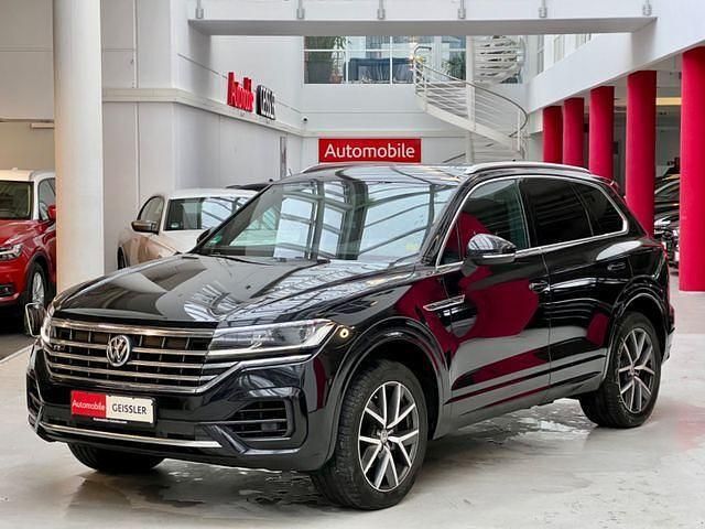 Schwarz Gebraucht 2019 VW Touareg R-line SUV | 39.990 € (Fairer Preis) - Bild 1/4