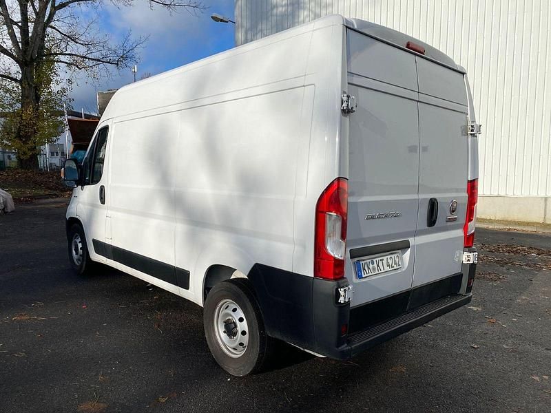 Gebraucht Fiat Ducato 140 PS (102 kW) 2021 Weiß Van