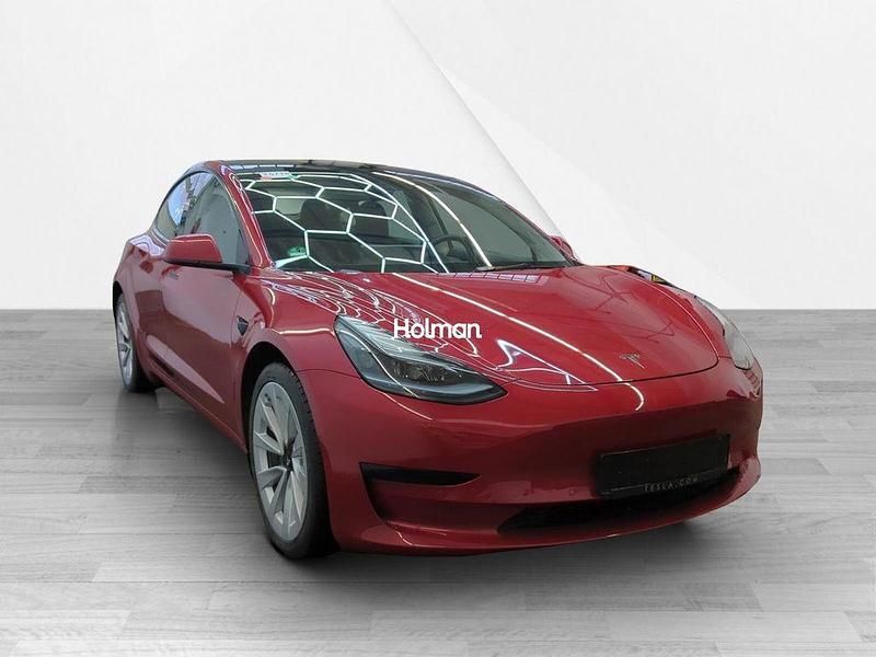 Gebraucht Tesla Model 3 Standard Range 208 kW (283 PS) 2021 Rot Limousine