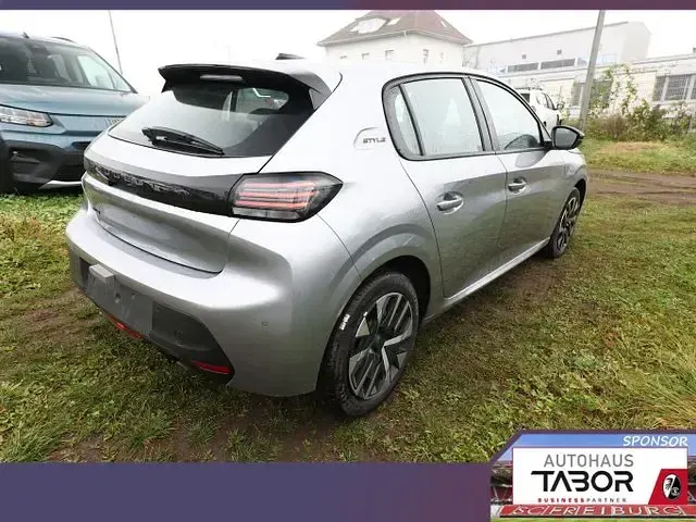 Neu Peugeot 208 Style 101 PS (74 kW) 2026 Silber Kleinwagen