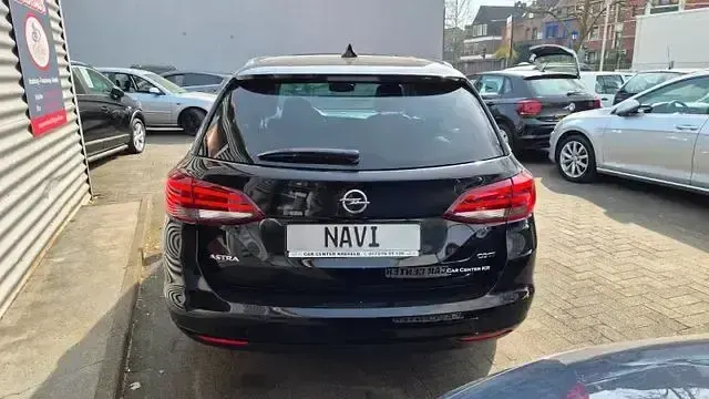 Gebraucht Opel Astra Innovation 136 PS (100 kW) 2017 Schwarz Kombi