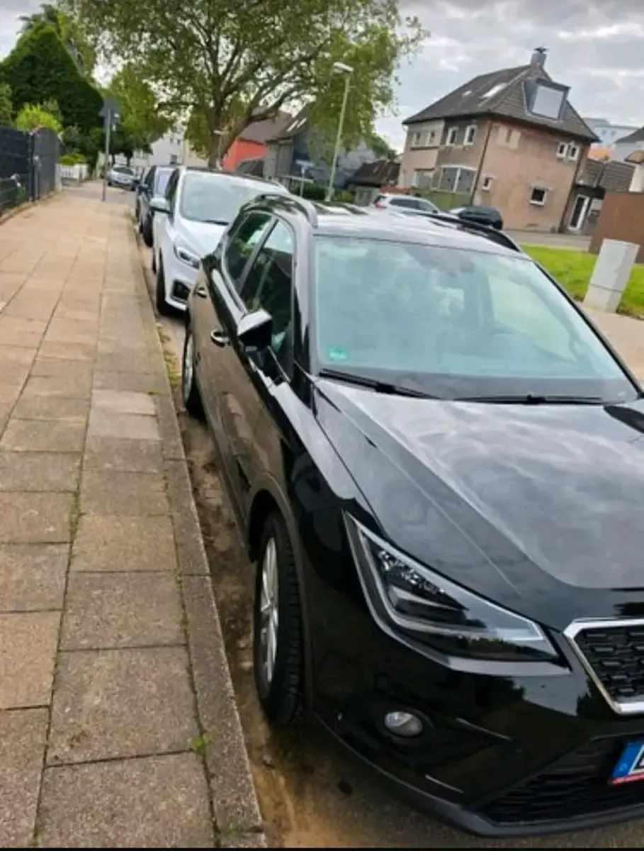 Gebraucht Seat Arona 95 PS (69 kW) 2026 Schwarz SUV