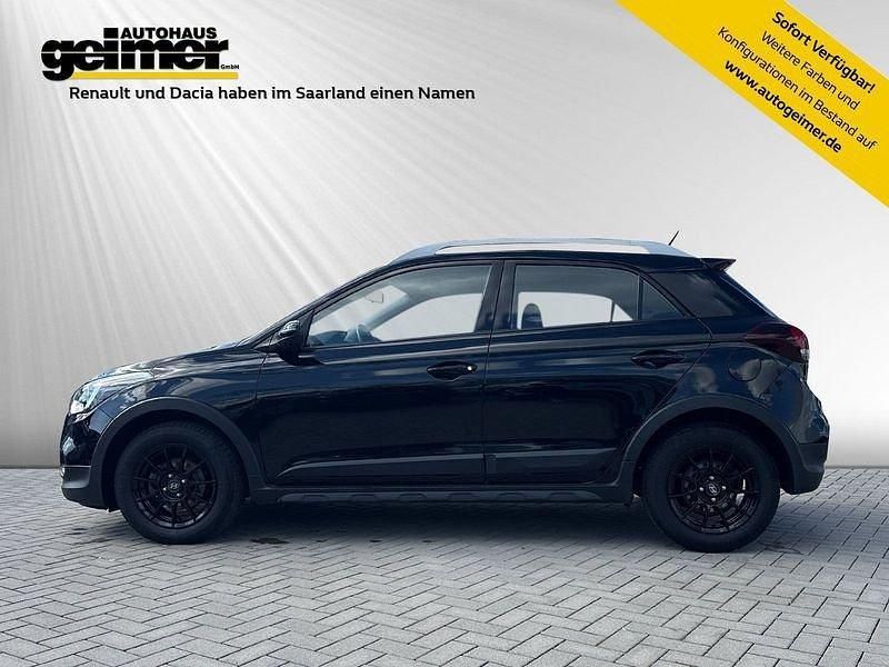 Gebraucht Hyundai i20 Active 101 PS (74 kW) 2019 Schwarz Limousine