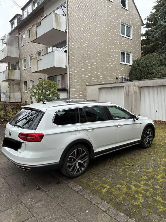 Gebraucht VW Passat Alltrack 239 PS (175 kW) 2016 Weiß Kombi