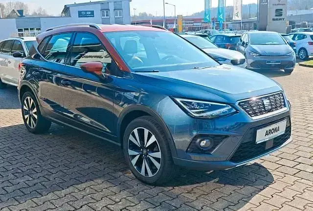 Gebraucht Seat Arona Beats 116 PS (85 kW) 2019 Magnetic tech (metallic) SUV