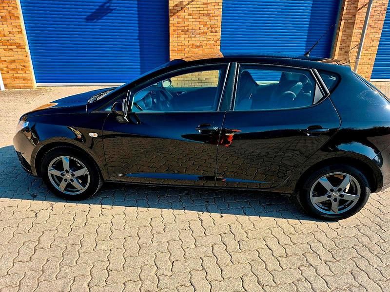 Gebraucht Seat Ibiza 86 PS (63 kW) 2012 Schwarz Kleinwagen