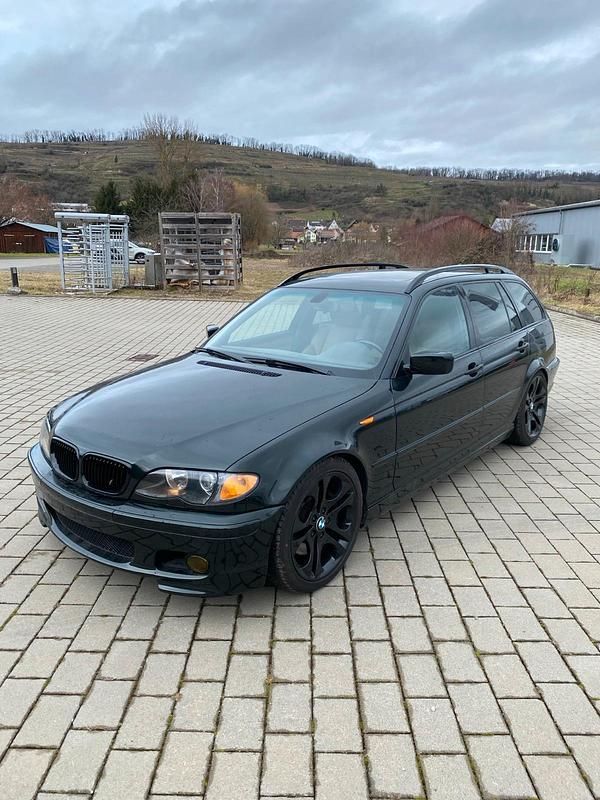 Gebraucht BMW 330 M Sport 184 PS (135 kW) 2001 Grün Kombi