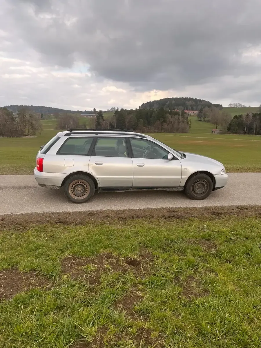 Gebraucht Audi A4 125 PS (91 kW) 2026 Kombi