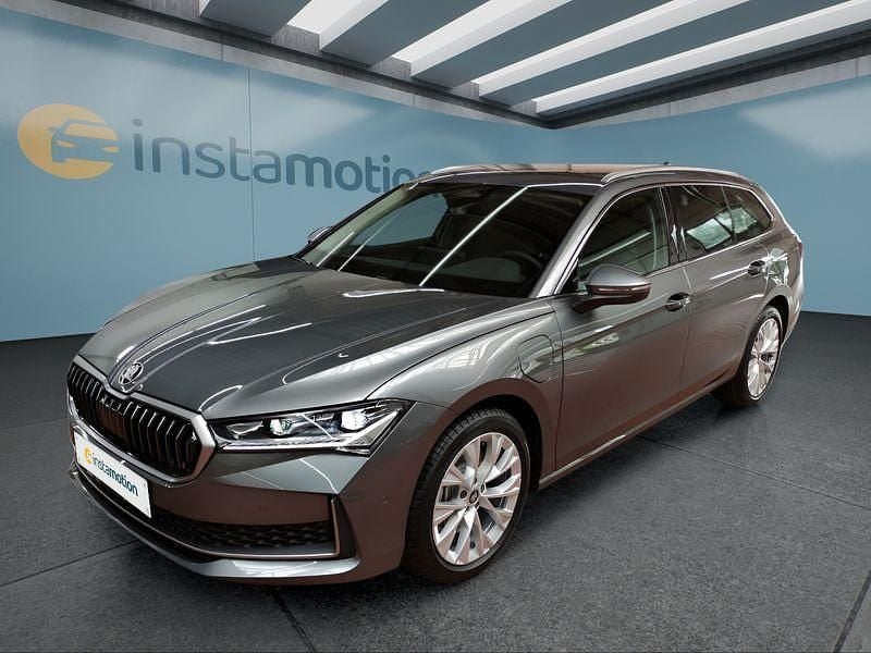 Neu 2025 Skoda Superb Kombi | 46.849 € (Guter Preis) - Bild 1/4