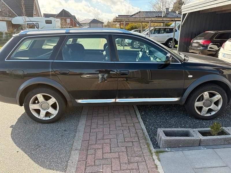 Gebraucht Audi A6 Allroad 180 PS (132 kW) 2001 Schwarz Kombi