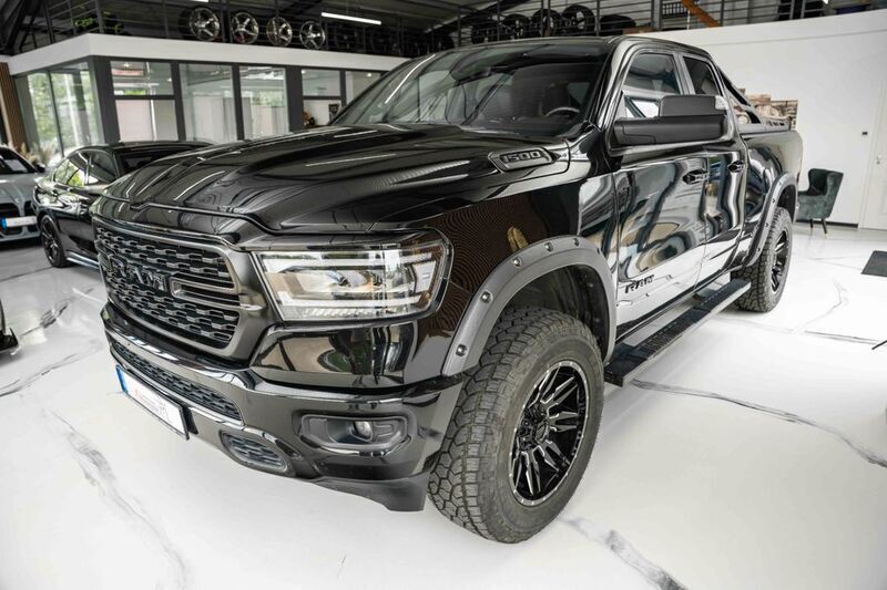 Schwarz Gebraucht 2022 Dodge Ram Abholung | 46.990 € - Bild 1/4