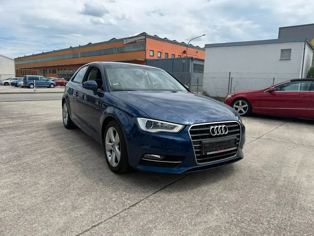 Gebraucht Audi A3 Ambition 122 PS (89 kW) 2013 Blau Limousine