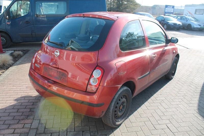 Gebraucht Nissan Micra 65 PS (47 kW) 2004 Rot Kleinwagen