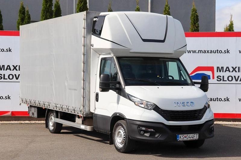 Weiß Gebraucht 2021 Iveco Daily Van / Kleinbus | 38.745 € - Bild 1/4