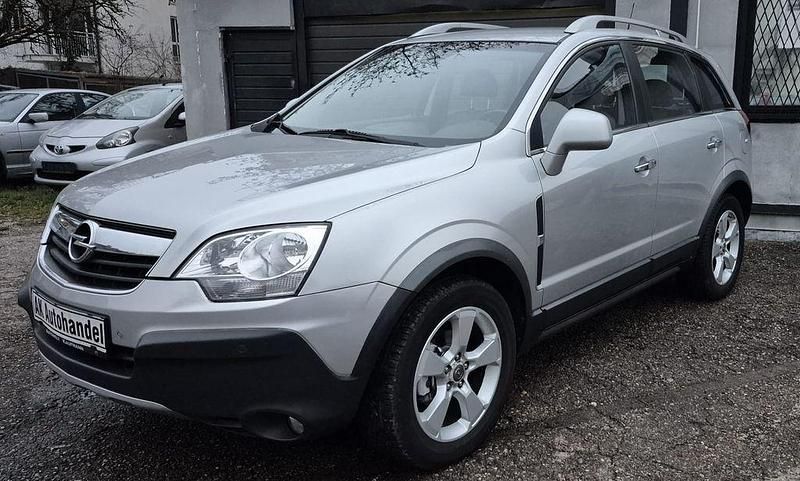 Grau Gebraucht 2009 Opel Antara Cosmo SUV | 2.990 € (Superpreis) - Bild 1/4