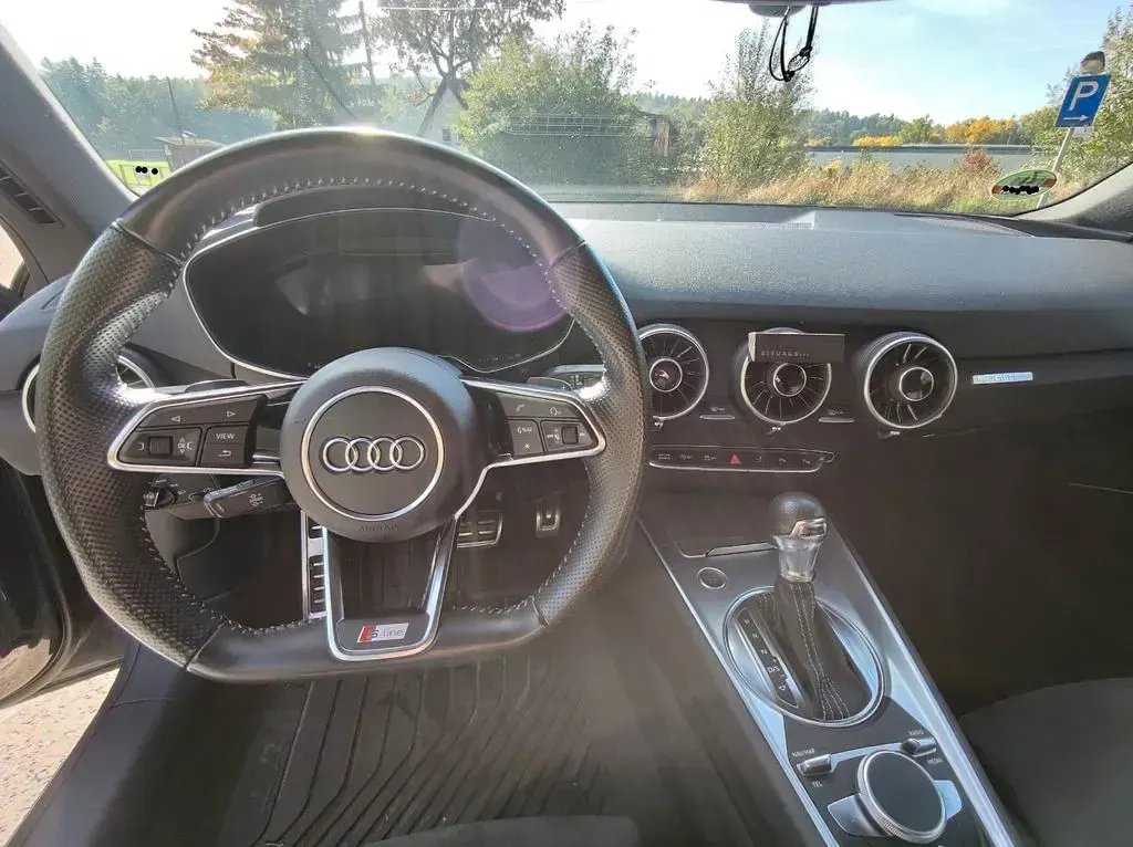 Gebraucht Audi TT Ambiente 230 PS (169 kW) 2015 Grau Coupé