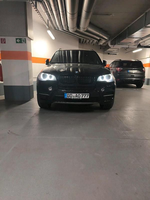 Schwarz Gebraucht 2012 BMW X5 SUV | 13.200 € (Superpreis) - Bild 1/4