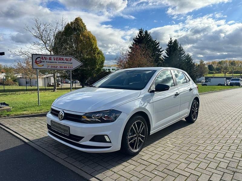 Weiß Gebraucht 2018 VW Polo Limousine | 10.800 € (Fairer Preis) - Bild 1/4